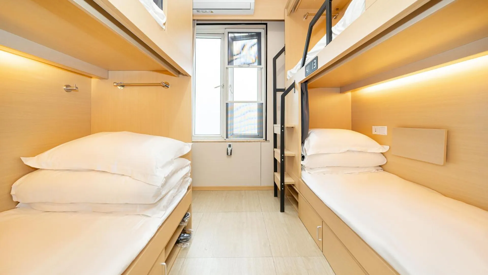 Denpa Inn - Zhenbei Subway Station Meichuan Road Pedestrian Street Branch Shanghai 0*,