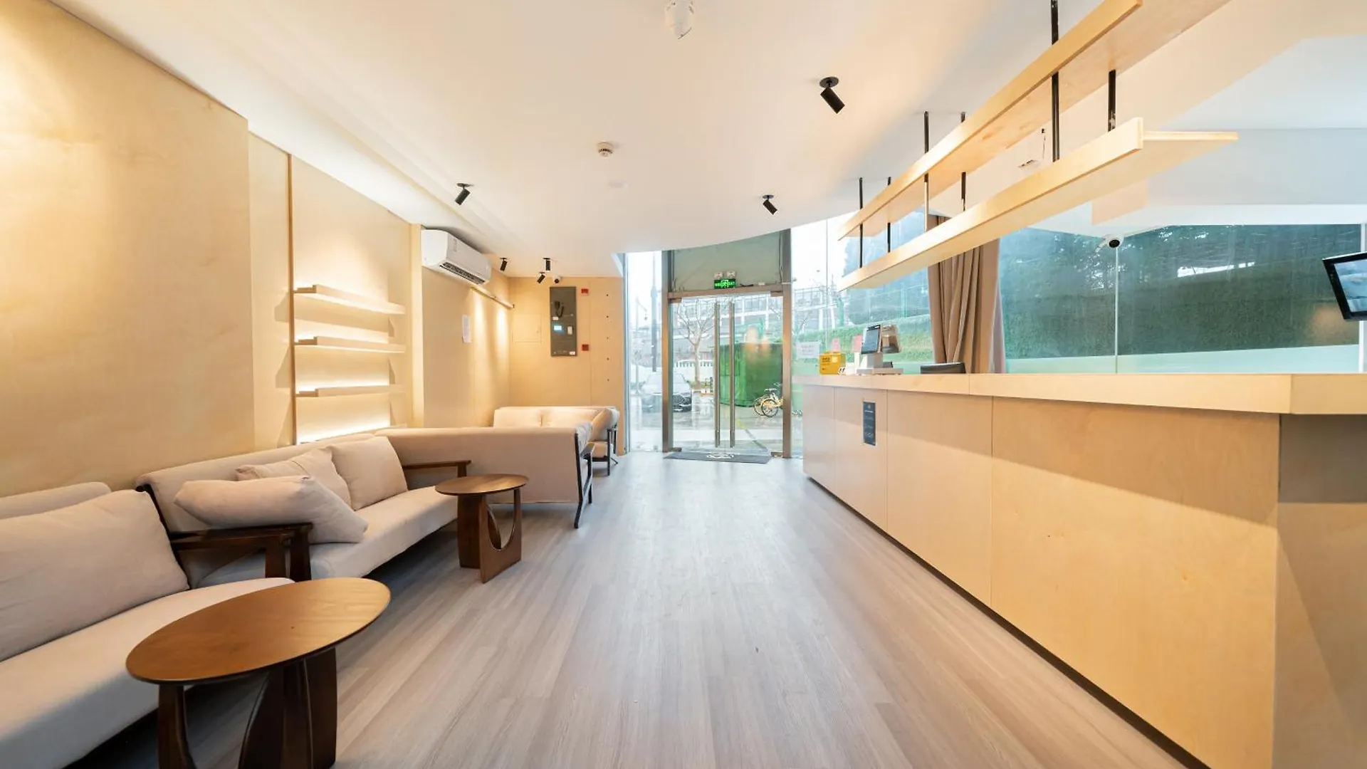 Denpa Inn - Zhenbei Subway Station Meichuan Road Pedestrian Street Branch Sanghaj 0*,